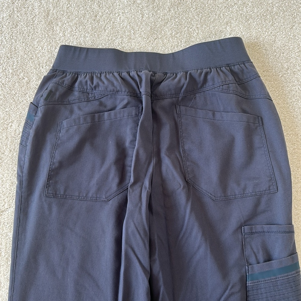 Grey’s Anatomy Scrub Bottoms - Picture 3 of 6